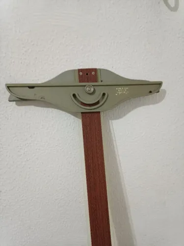 Vendo kit de desenho Régua T e escalímetro