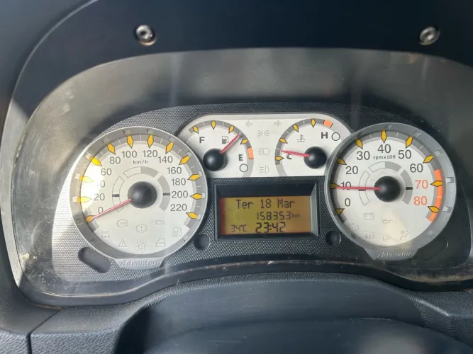 Fiat Strada Adventure 1.8/ 1.8 Locker Flex CE 2010