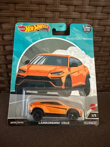 Hot Wheels Lamborghini Urus (Premium)