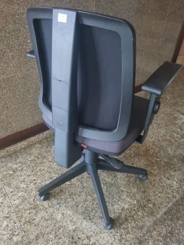 Cadeira de escritório cavaletti