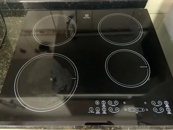 Cooktop de Indução Electrolux IC60 - 4 Bocas - 220V