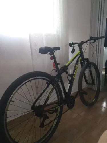 Bicicleta Caloi Velox - Aro 29. Vendo ou troco em uma Speed