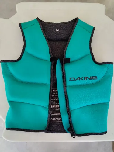 Oportunidade - Colete flutuador kite, board, jet - Dakine M