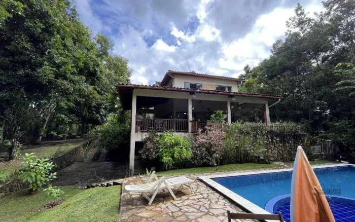 Casa no Privê Haras de Aldeia I | 388 m² | 4 Quartos | 5 Banheiros | 4 Vagas