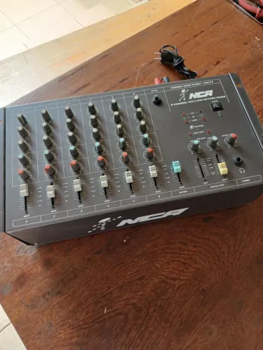 Mês mesa amplificada nca 6 canais