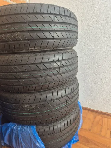 Jogo Pneu 205 50 17 Bridgestone Turanza