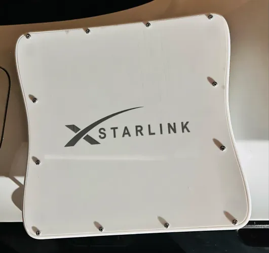 Case starlink