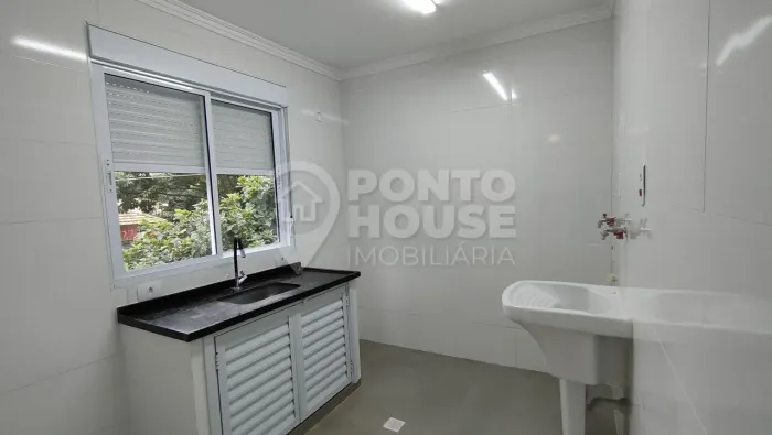 Casa de vila para locação na Vila Mariana, 35m² e 1 Suíte.