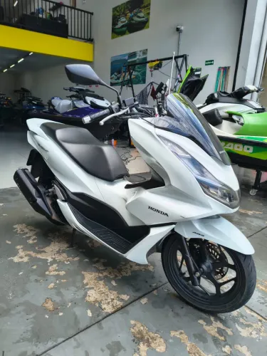 HONDA PCX 160 23