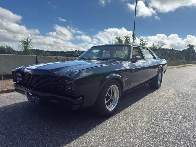 Dodge Dart Sedan Luxo 1976
