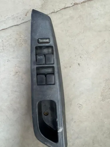 COMANDO DE VIDRO TOYOTA ETIOS