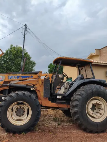 Trator Valtra, Vendo Ou Troco