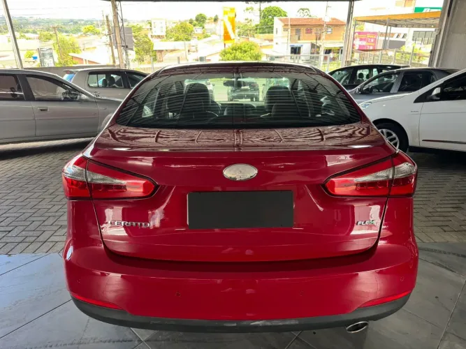 Kia Motors Cerato 1.6 16V Flex Aut. 2014