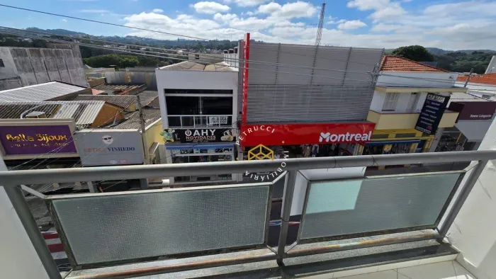 Casa com 1 dormitório para alugar, 80 m² no Centro - Vinhedo/SP