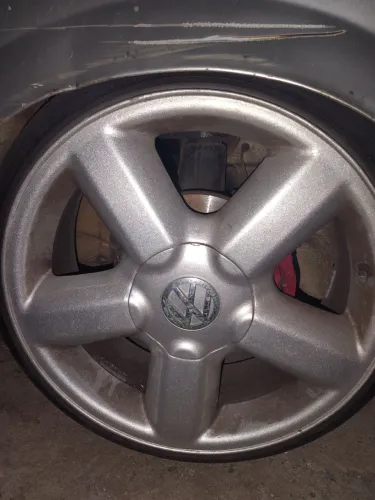 Rodas 17 x6 do gti 4x100