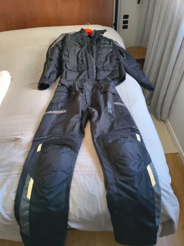 JAQUETA E CALÇA X11
