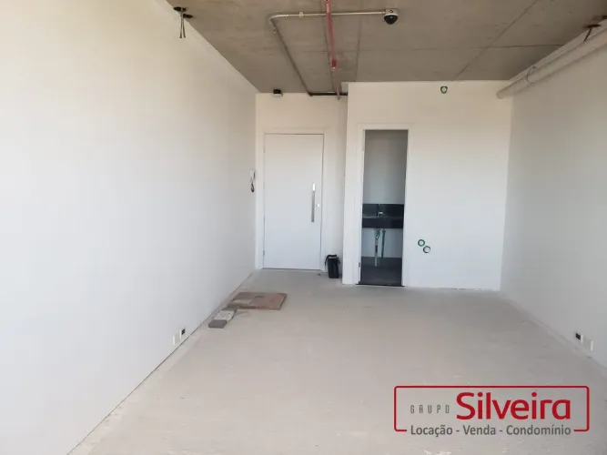 Ponto Comercial em Canoas, no bairro Centro, à venda.