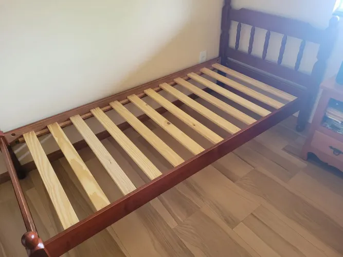 Cama de solteiro 