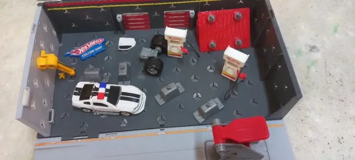 Oficina Mecânica Hotwheel - Produto importado - Carrinhos