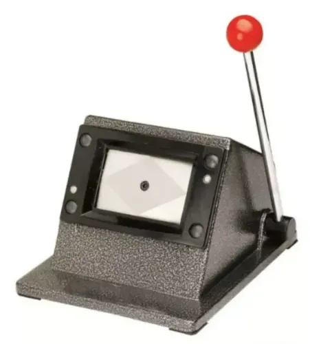 Cortador De Cartão Pvc Para Crachás 54x86mm Motivate Bt-1800
