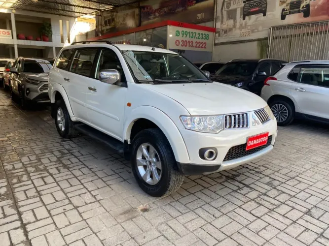 Mitsubishi Pajero Dakar HPE 3.2 4X4 T.I Dies 5P AUT 2012