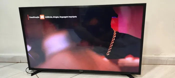Tv 4K Samsung smart polegadas