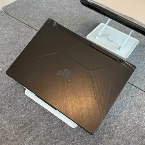 Notebook Gamer ASUS TUF Gaming A15 - Ryzen 7, 16GB RAM, SSD 512GB e RTX 3050 (4GB)