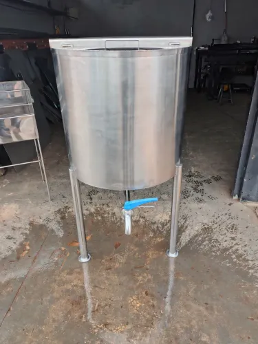 Tanque inox 250 L