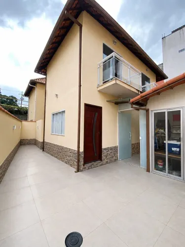 Casa com 2 dormitórios à venda, 83m² por R$ 420.000,00 - Nova Suíça - Nova Friburgo/RJ