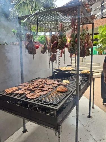 Churrasqueiro pro seu evento