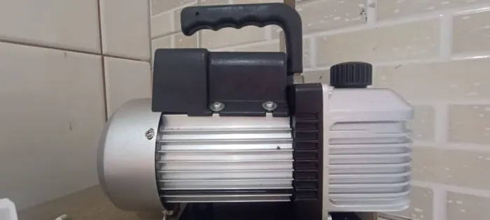 Bomba De Vácuo 6cfm Simples Estágio Friven Bivolt