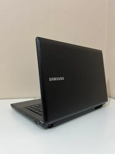 CORE I5 - OFERTA HOJE - NOTEBOOK SAMSUNG RAPIDO !!
