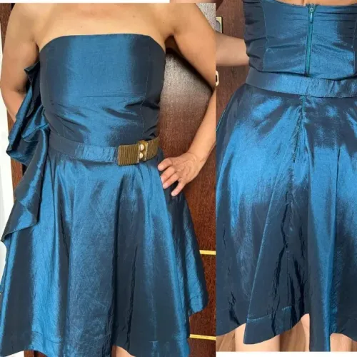 Vestido curto em tafetá 