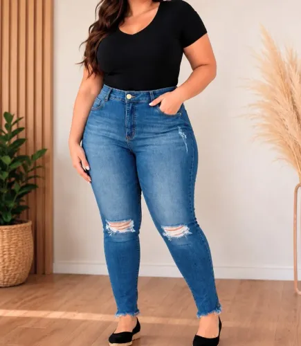 Calça Jeans Menina Rebelde - Tamanho 46