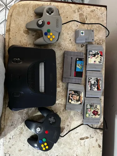 Nintendo semi novo estado excelente !