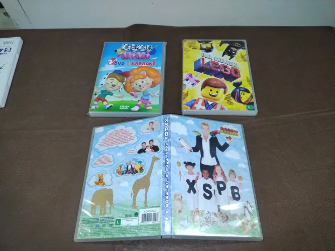DVDs Infantis, diversos títulos, originais, bom estado. E outros.