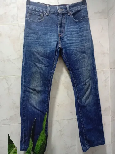 Calça jeans Levis infanto juvenil masculina 28