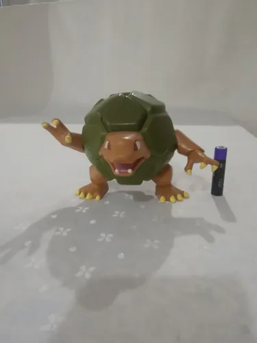 Pokémon Golem pokémon figure eletronic jakks pacific