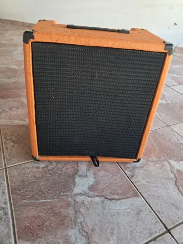 Orange Crush 35B - 35W para baixo - Raro, potente e timbre clássico Orange