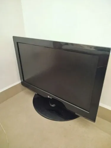 Vendo TV LG 26"