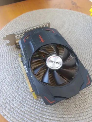 Placa de vídeo RX550