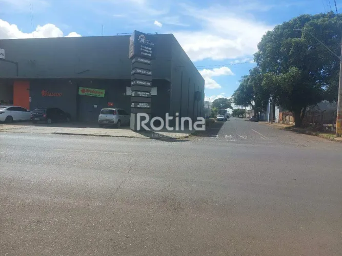 Galpão para alugar, Minas Gerais - Uberlândia/MG - Rotina Imobiliária