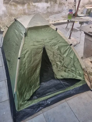 Baraca de acampamento
