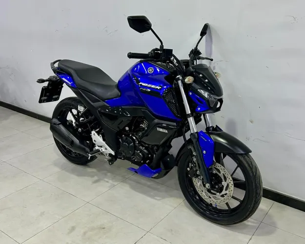 YAMAHA FZ-15 2025 <br>