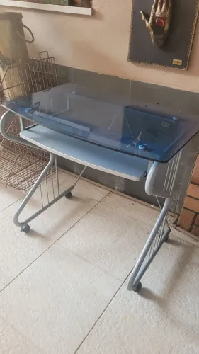 Mesa computador vidro e aço inox
