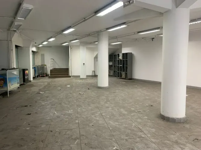 Fantástico prédio comercial na rua Uruguaiana