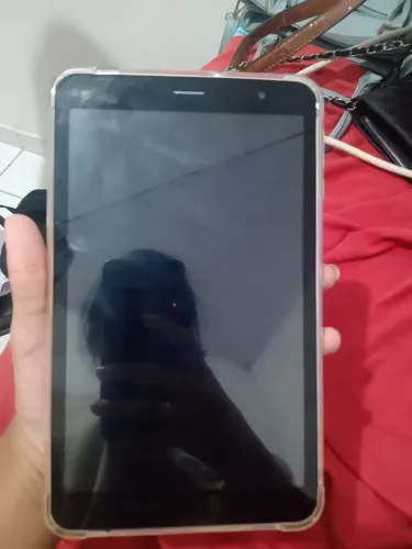 Vendo Tablet novo.