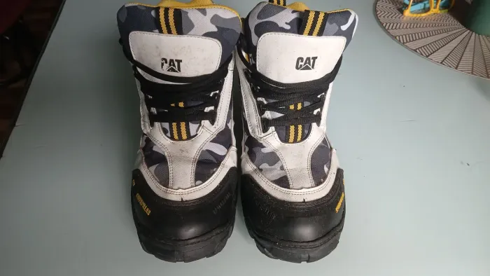 Bota adventure caterpila n 40 nova