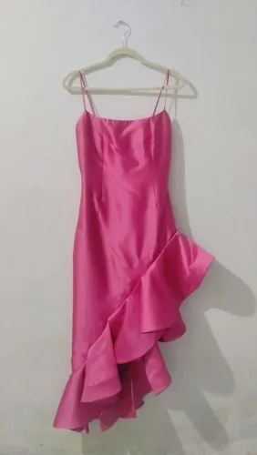 Vestido de festa pra alugar, casamentos, formaturas e aniversários.