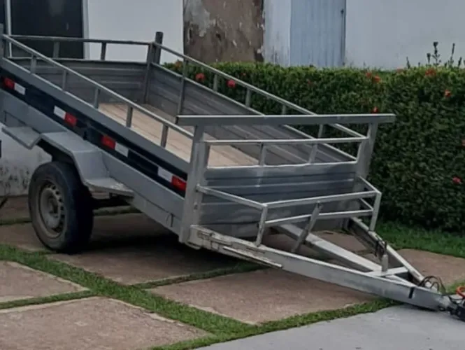 Frete em carretinha 200,00